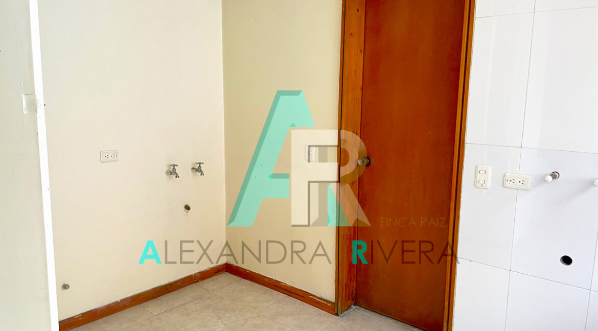 apartamentos-en-venta-en-antiguo-country-AR-Finca-Raiz-13